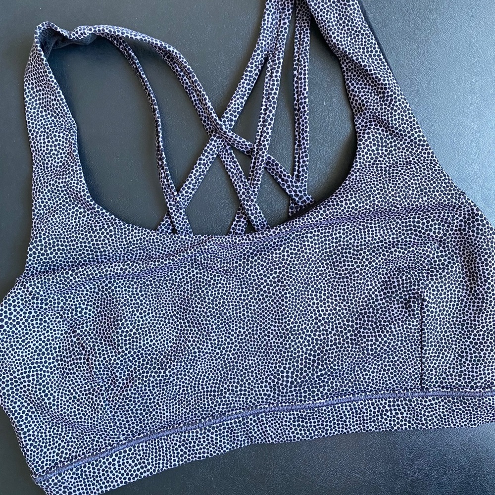 lulu sports bra purple dots